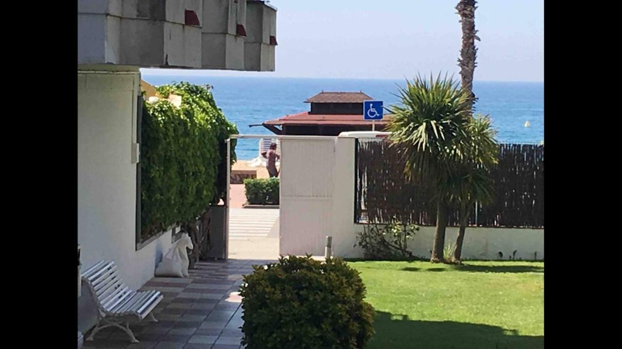 Romantico Piso De La Playa Fenals Apartment Lloret de Mar Ngoại thất bức ảnh