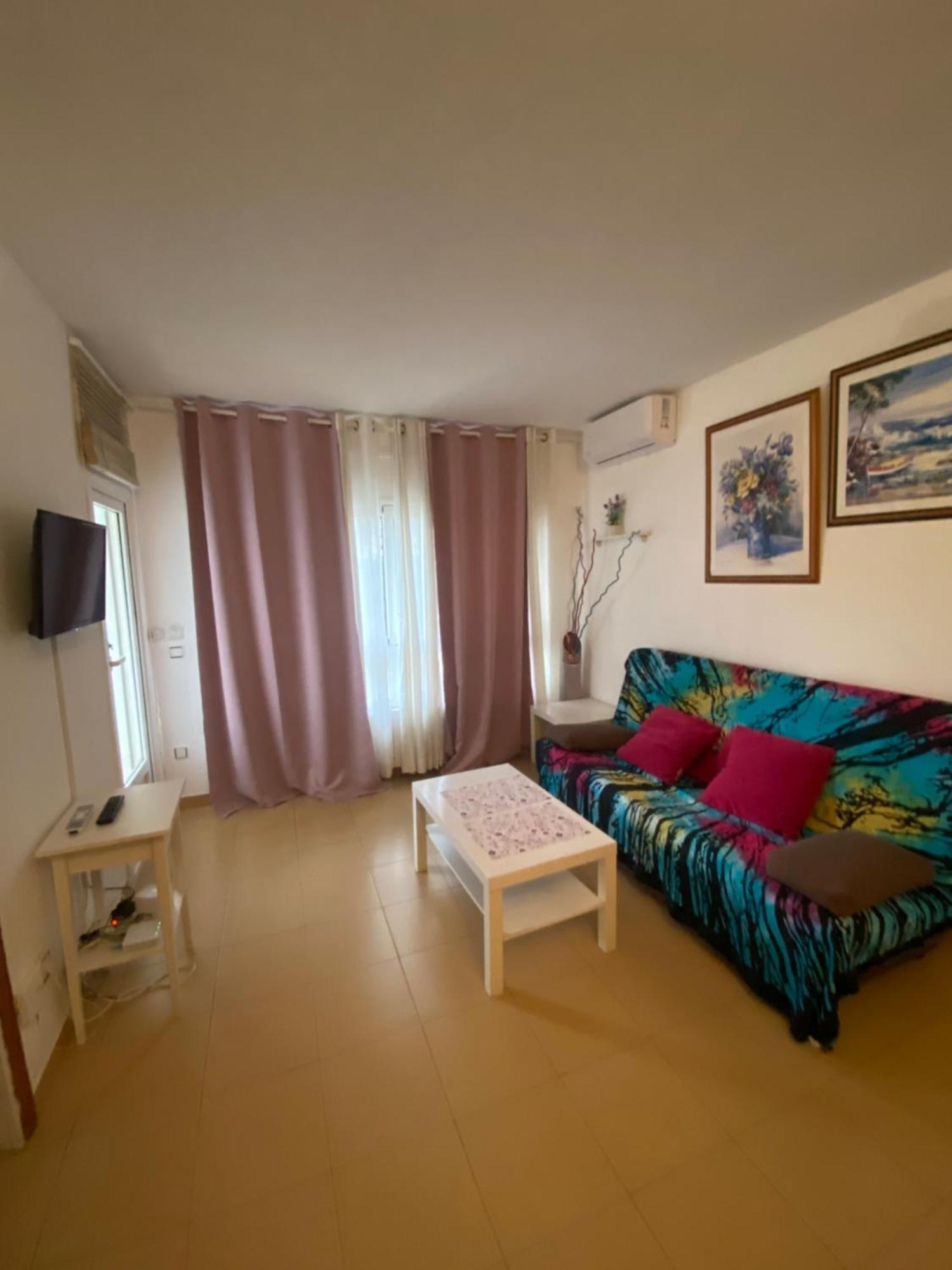 Romantico Piso De La Playa Fenals Apartment Lloret de Mar Ngoại thất bức ảnh